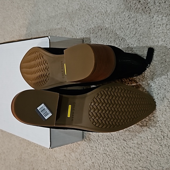 Cole Haan Val Bootie Grand Series Black Suede Block Heel Pointed Toe Size 9C NWT - Picture 11 of 16